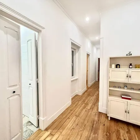 Beautiful Gloria - 120m2 With A/c And Garden Διαμέρισμα